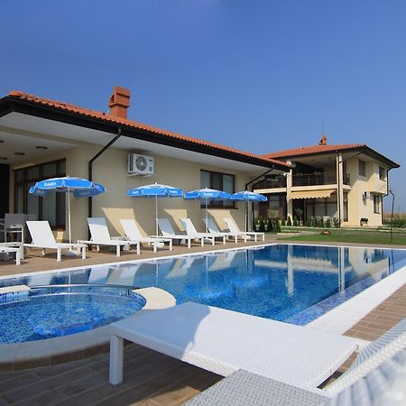 Armira Lozenets Hotel ภายนอก รูปภาพ