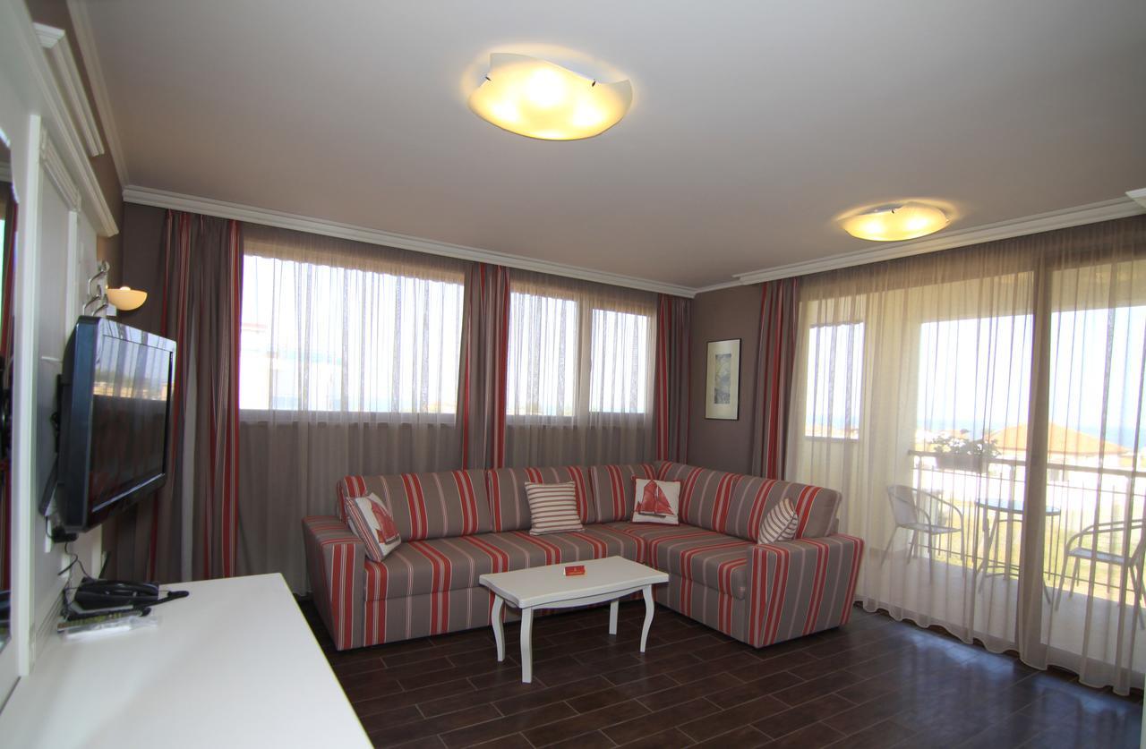 Armira Lozenets Hotel ภายนอก รูปภาพ